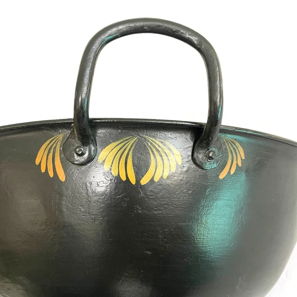 Vintage Hand Painted Toleware Metal Bowl Strawberry Blueberry Footed Basin 14.5